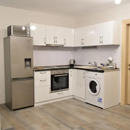 Sweet Apartment *