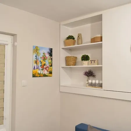 Apartment Sweet